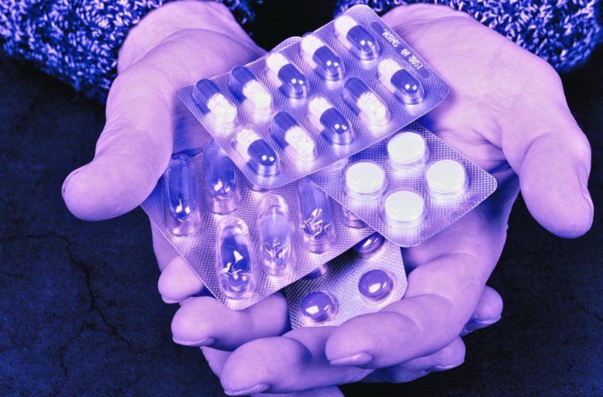  These 5 Common Medicines Can Carry Hidden Risks, Expert Warns : ScienceAlert
