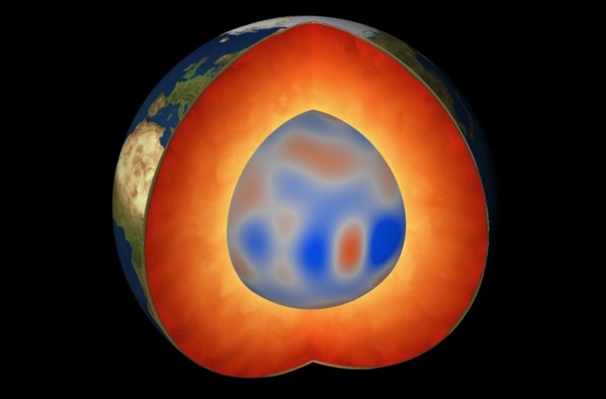  Signs of Mysterious Structures Near The Core Detected in Earth’s Magnetic Field : ScienceAlert