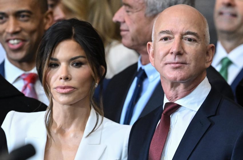  Insider Shares Update on Jeff Bezos in Seahawks Sale