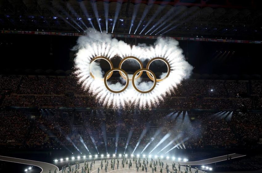  Italians embrace unity, boo JD Vance at Olympics opening ceremony