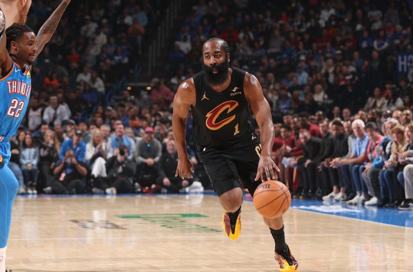  James Harden Injured, Updates on Timeline to Return to Cavs from Thumb Fracture