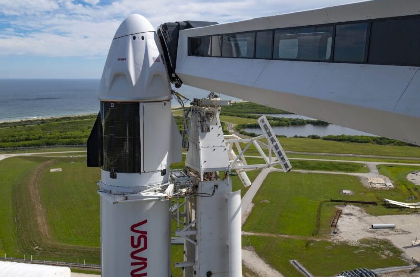  SpaceX takes down Dragon crew arm, giving Starship a leg up in Florida