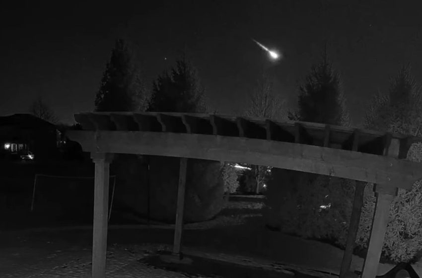  Watch a bright fireball blaze a 48-mile path over the Midwest US (video)