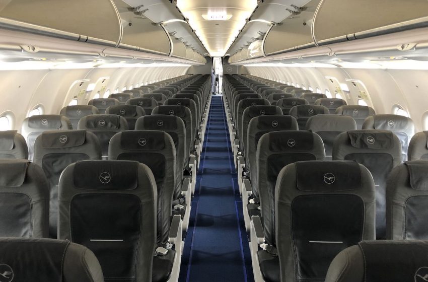  Lufthansa Traps Passengers On Plane All Night After Flight Cancels, Airport Closes