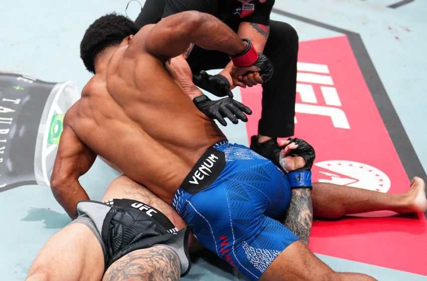  Matt Brown: Jacobe Smith, referee deserve blame for late stoppage at UFC Houston: ‘I thought that was a little bit dirty’