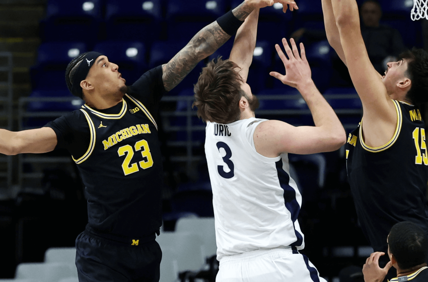  Michigan vs Duke Prediction, Picks & Odds for Tonight’s College Basketball Game