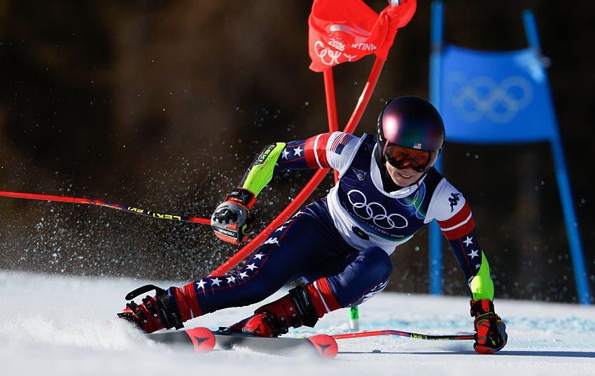  Mikaela Shiffrin fails to make the podium in women’s giant slalom as Olympic drought continues