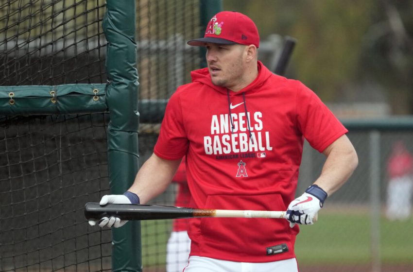  Mike Trout Prefers To Return To Center Field