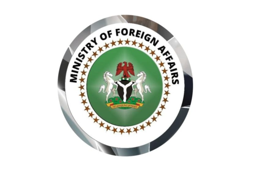  FG Engages US Over Visa Ban on Nigerians
