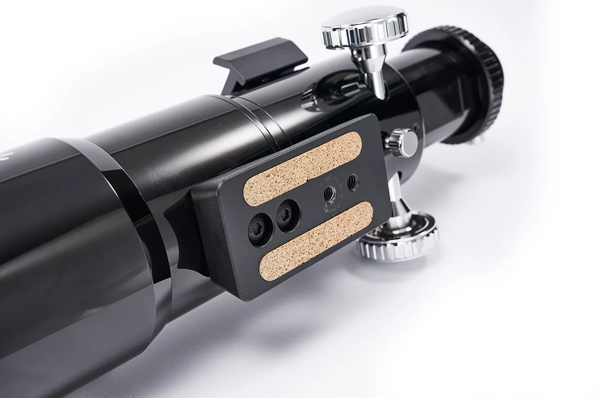 NOVAStar Scarlet A62Q 62mm tripod mount