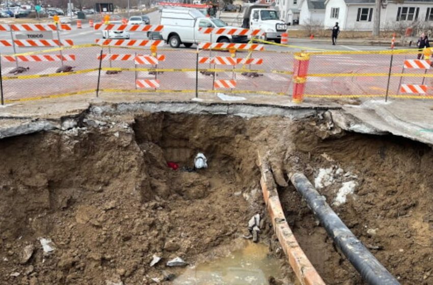  Omaha officials give update on Aksarben-area sinkhole