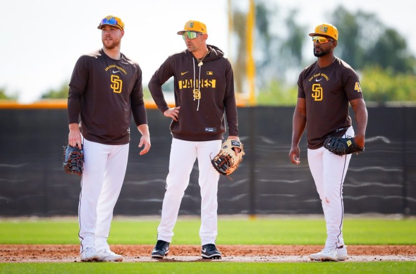  Nick Castellanos arrives in Padres camp with ‘new vibe’