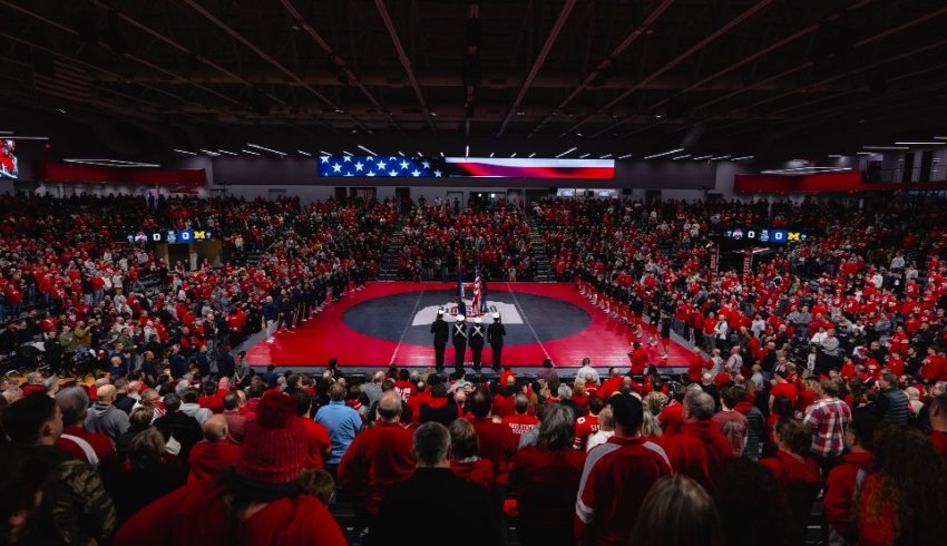  No. 2 Ohio State Wrestling Bludgeons No. 10 Michigan, 26-16