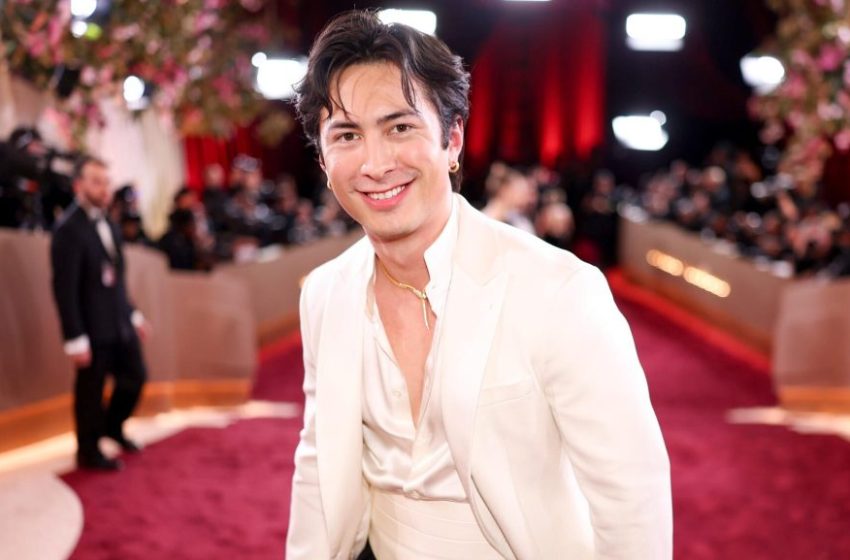  ‘Heated Rivalry’s Hudson Williams Cast In Crave Drama ‘Yaga’