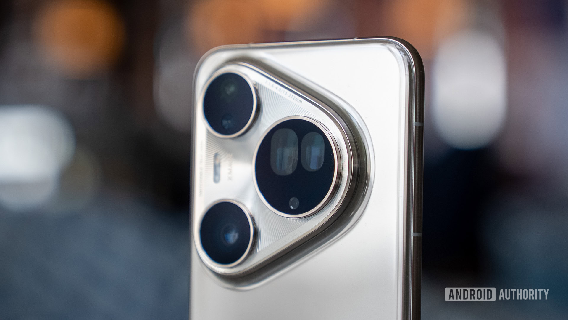 Pura 80 Ulrra camera Close up