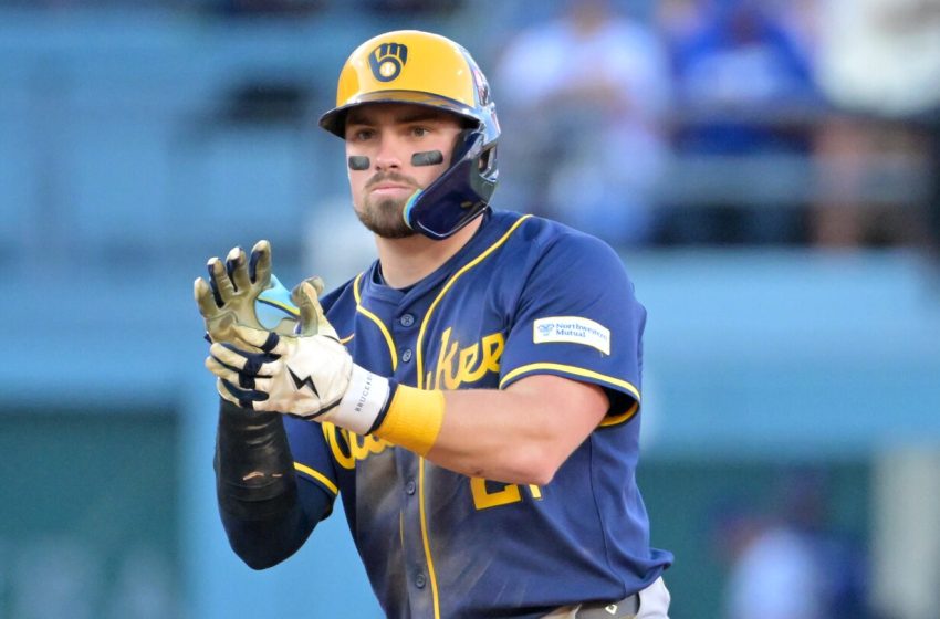  Red Sox acquire Caleb Durbin in trade with Brewers to address third base