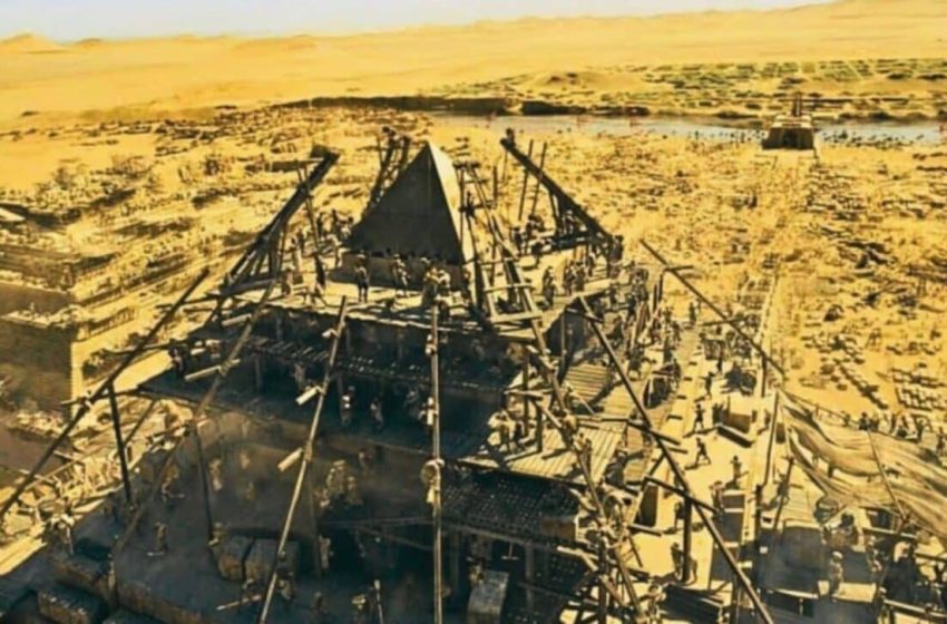  Egypt’s Great Pyramid Was Likely Constructed Before the Pharaohs as Early as 40,000 BC