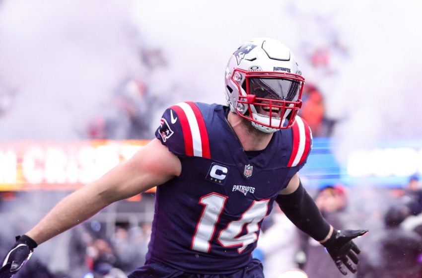  Robert Spillane on Tom Brady saying he doesn’t have a dog in the fight: Makes me sick