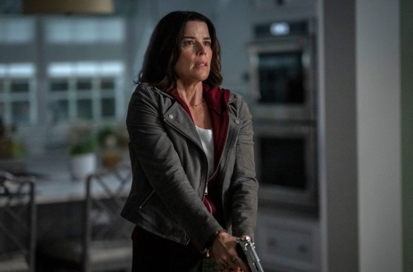  Neve Campbell Returns for a Back-to-Basics Sequel