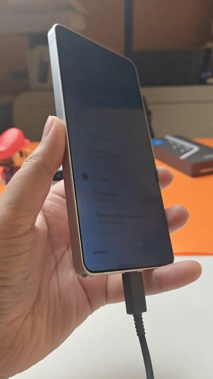 samsung galaxy s26 ultra s pen incorrect insertion method