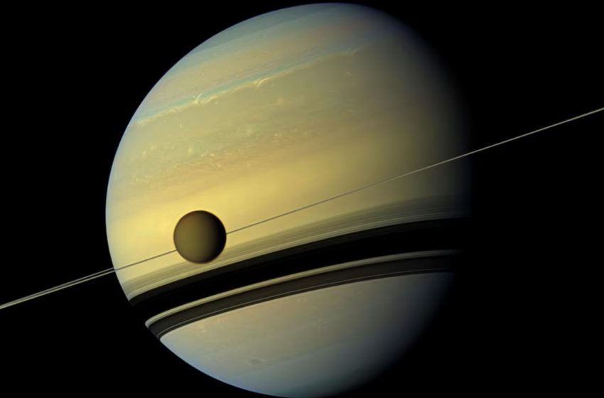  Astronomers Say They Have Solved One of Saturn’s Greatest Mysteries