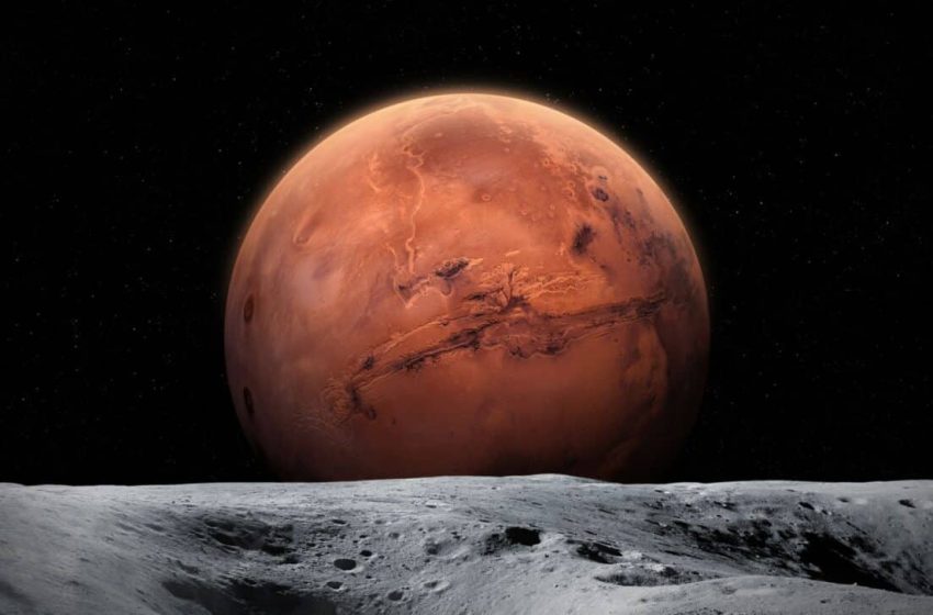  Scientists Discover Evidence That Mars Had a Lost, Massive Moon 18 Times Bigger Than Phobos!