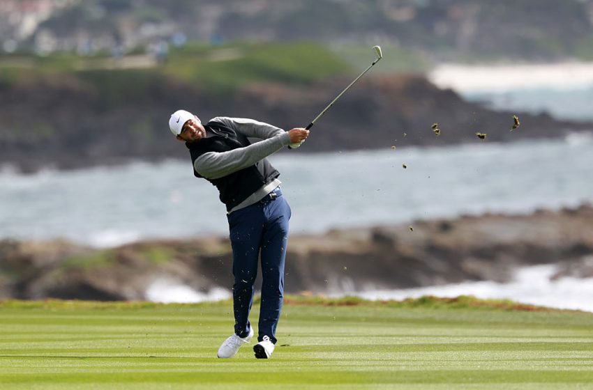  Scottie Scheffler Makes Sensational Eagle On Final Hole At Pebble Beach: Watch