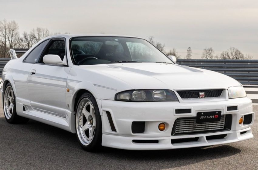  Just Like That, the 1996 Nissan Skyline 400R Is a $1M Car