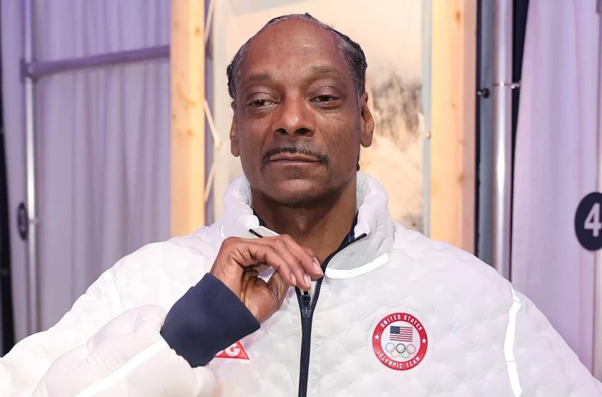  Snoop Dogg’s Credit Card Fails While Getting Takeout at the Olympics, Inspiring Special Act of Kindness from the Rapper