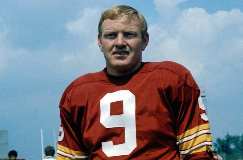  Sonny Jurgensen, Hall of Fame quarterback with Washington and Philadelphia, dies at 91