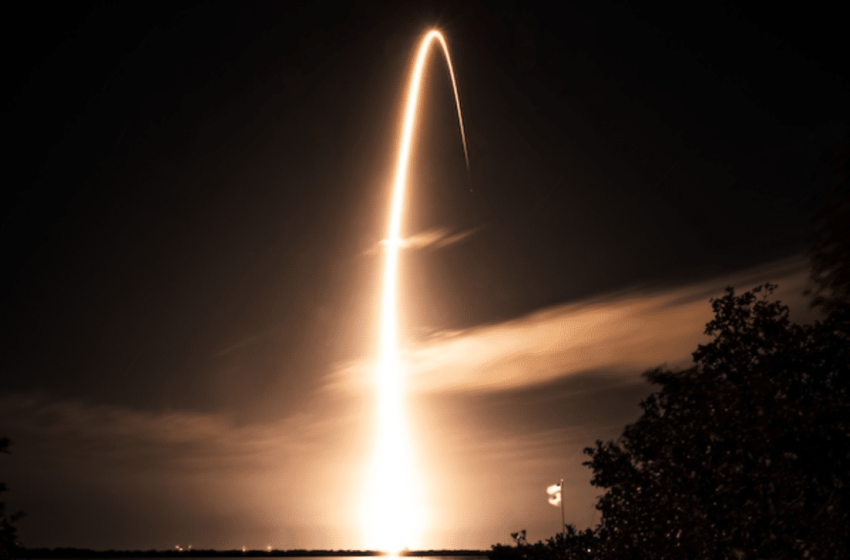  SpaceX Hits New Milestone with Starlink Launch Amid Weather Warnings