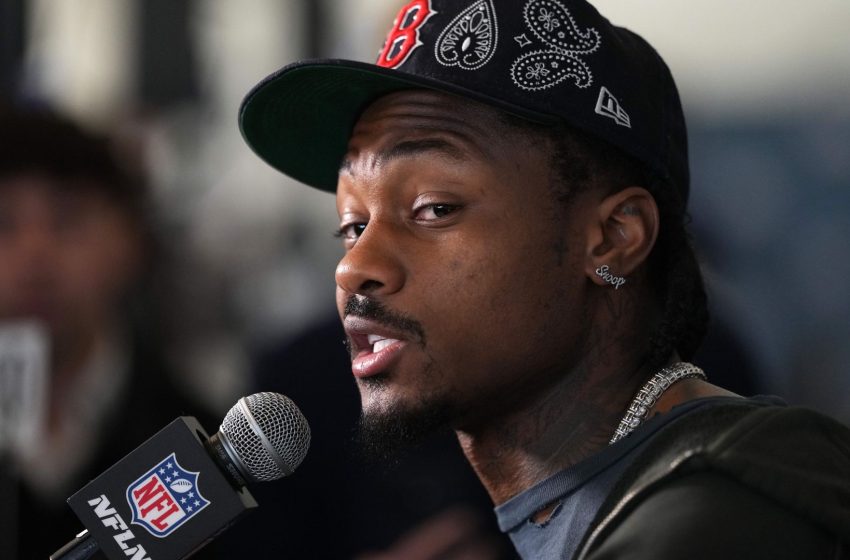  Stefon Diggs Speaks On His Patriots Future After Super Bowl Loss