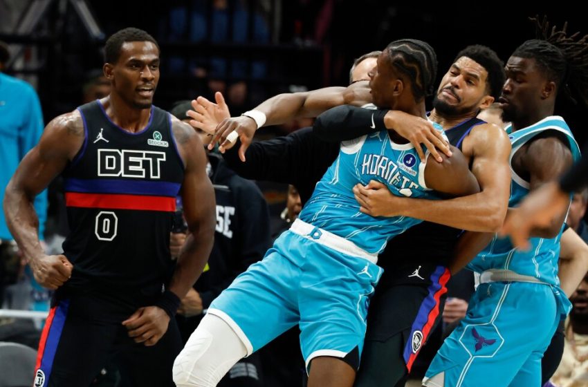  Stewart suspended 7 games, 3 other players penalized for Pistons-Hornets fight