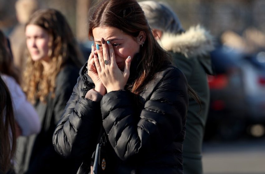  Suspect and 2 others killed in shooting at a Rhode Island hockey rink