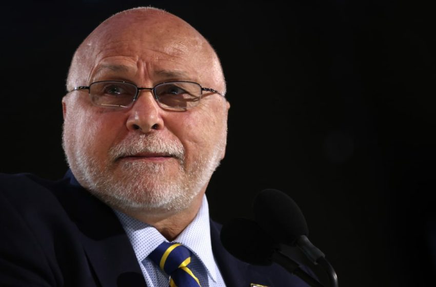  Trotz to retire as Predators GM after 3 seasons