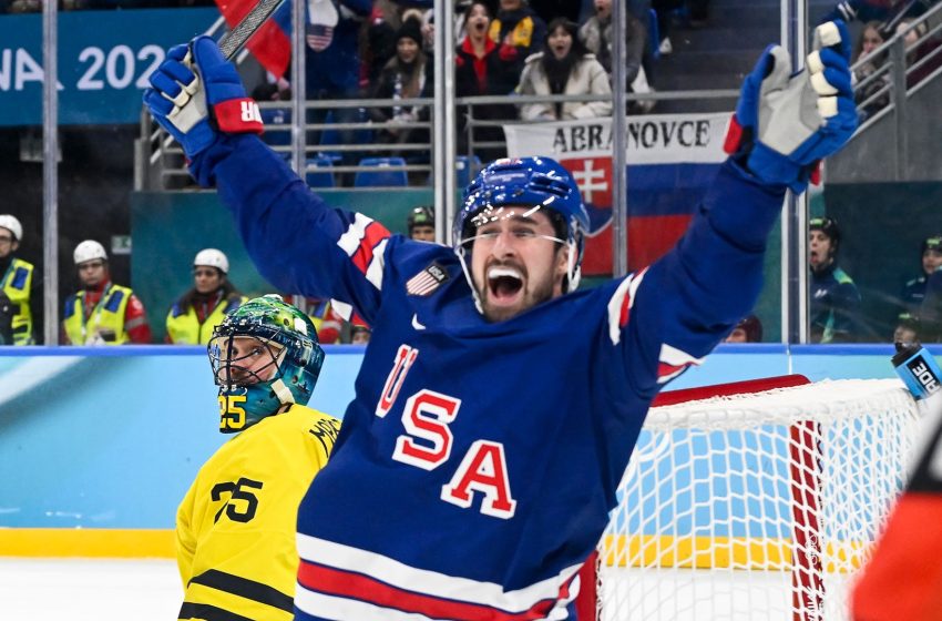  U.S. men’s hockey throttles Slovakia, locks in gold medal match with Canada