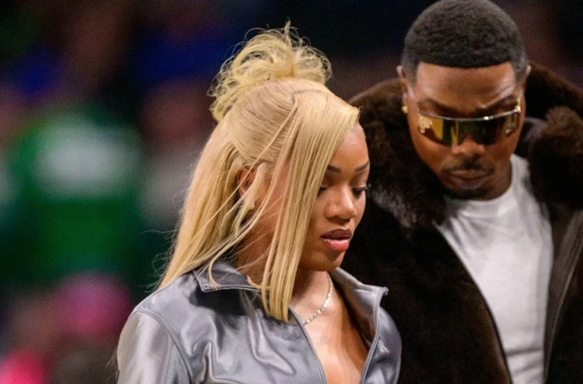  GloRilla Shares Texts From Her Mom As Sister Claims She’s Leaving Them Poor