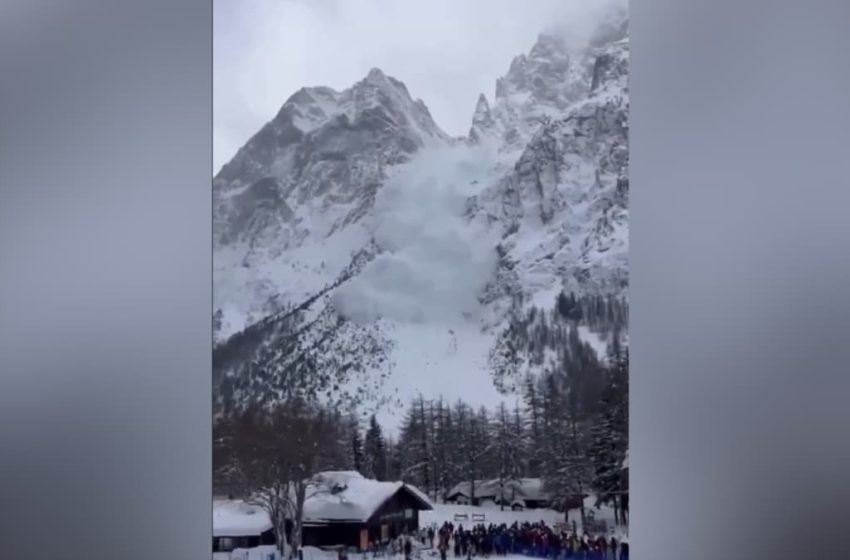  Two Killed After Avalanche Hits Popular Ski Resort In Italy, One Critical | World News
