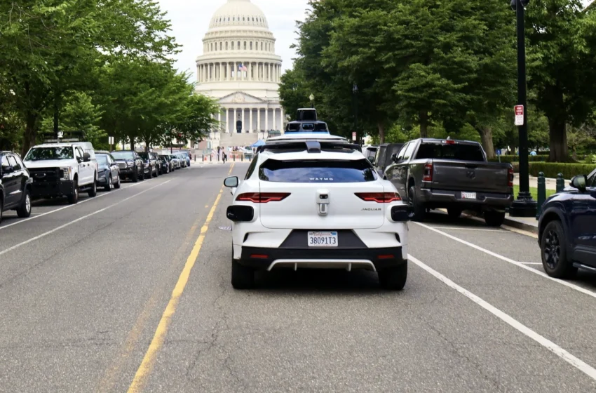  Waymo Exec Admits Remote Operators in Philippines Help Guide US Robotaxis