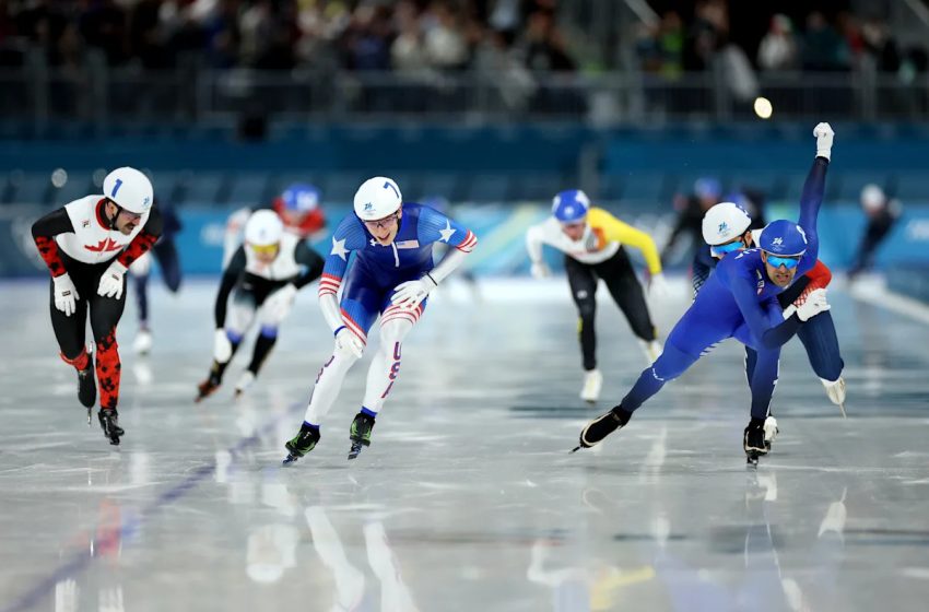  Winter Olympics 2026: Jordan Stolz barely misses podium in chaotic mass start