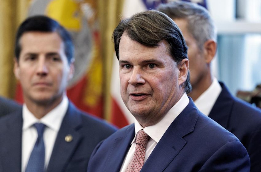  Ford CEO, Trump Officials Discussed China-US Carmaking JVs