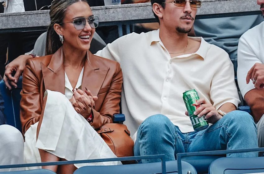  Jessica Alba Enjoys Miami Getaway with Boyfriend Danny Ramirez Amid Divorce Finalization