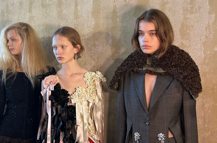  These ‘Weird Sisters’ Are All Over Simone Rocha’s Mood Board