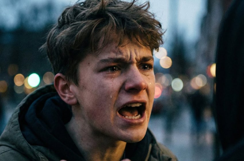  Social anxiety has a “dark side” that looks nothing like shyness