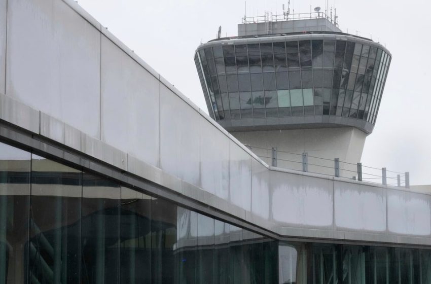  Newark Airport reopens after aircraft emergency caused ground stop, FAA says