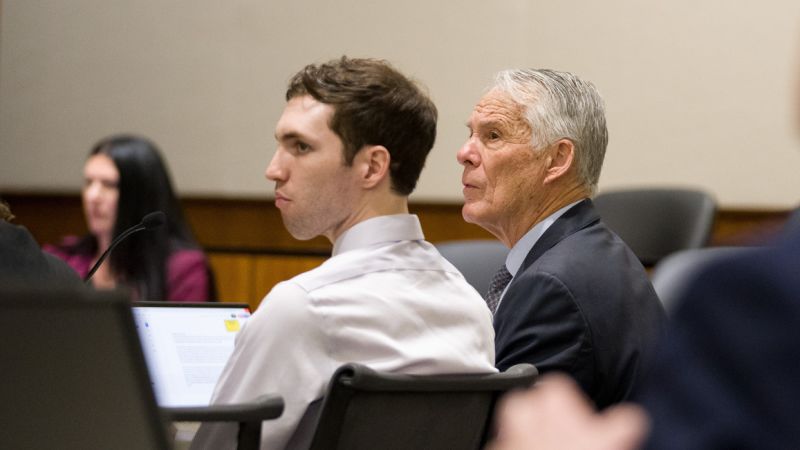  Tyler Robinson: Judge declines to dismiss prosecutors from the case against alleged Charlie Kirk shooter Tyler Robinson