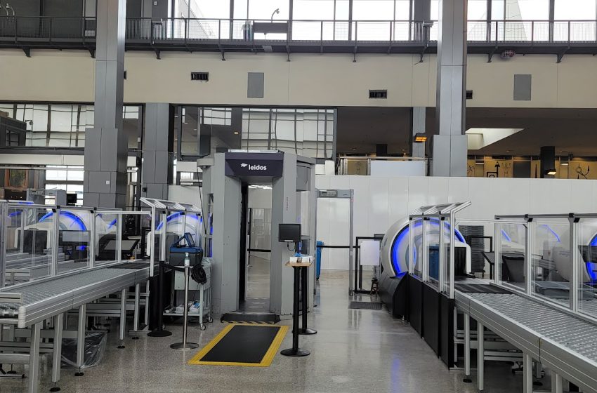  New Video Shows Delta Passenger Cleared by TSA With Meat Cleaver—Says It Was ‘Too Good a Deal’ to Pass Up