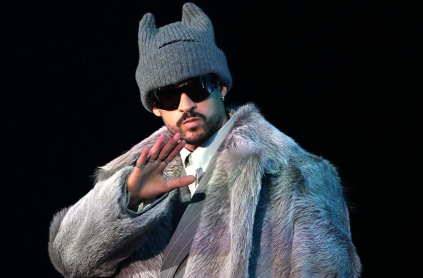  Bad Bunny Super Bowl halftime show live updates: Setlist, guests & best moments