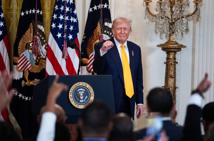  Wait for Supreme Court tariff decision reveals potential fallout