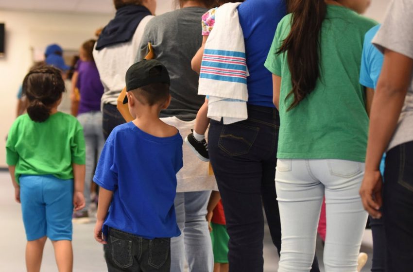  Judge orders U.S. to return families affected by Trump’s family separation policy who were deported